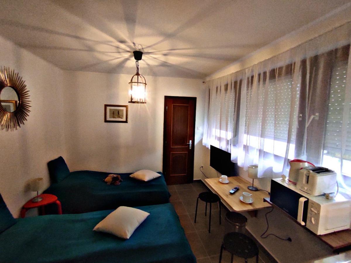 Alea Apartmanok هاركاني المظهر الخارجي الصورة